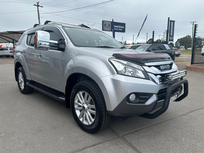 2016 Isuzu MU-X LS-T