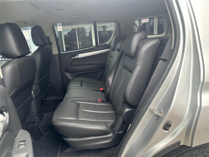 2016 Isuzu MU-X LS-T