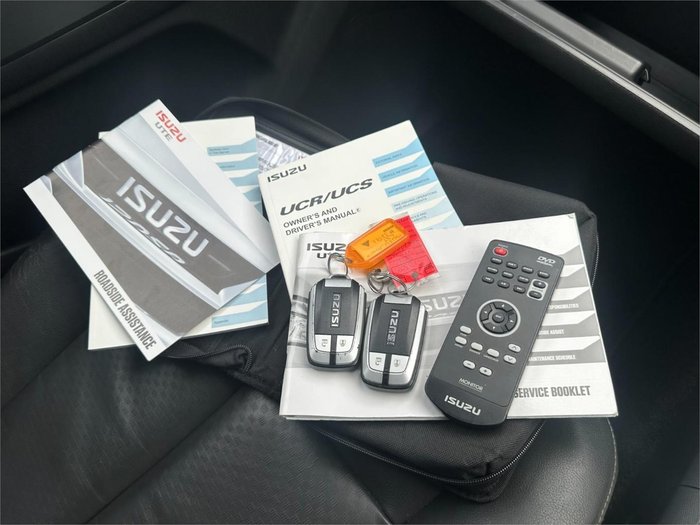 2016 Isuzu MU-X LS-T MY15.5 4X4 Dual Range Titanium Silver