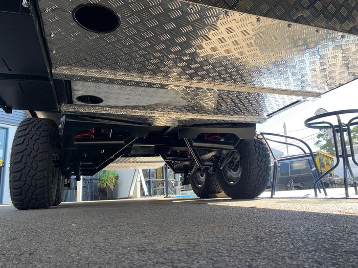 2026 Urban Caravans X-Terrrain 20 Club Louunge