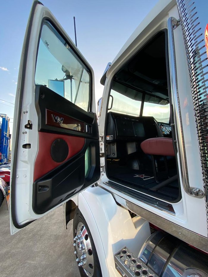 2018 Western Star 5800 Series