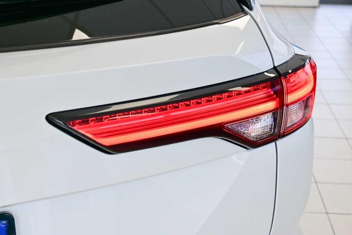 2024 Mitsubishi Outlander LS