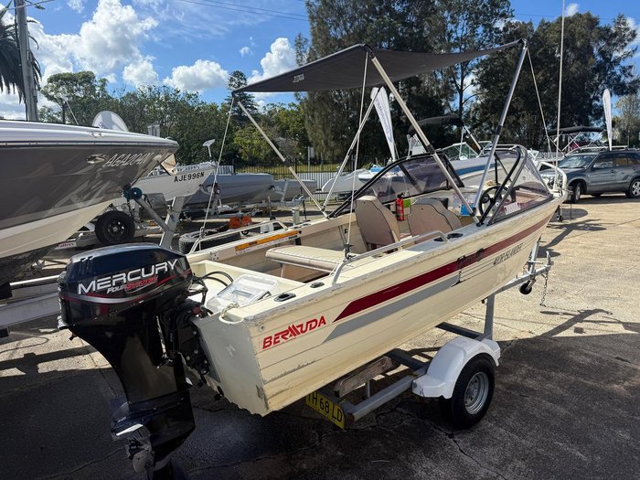 2001 QUINTREX 4.10 Bermuda Islander