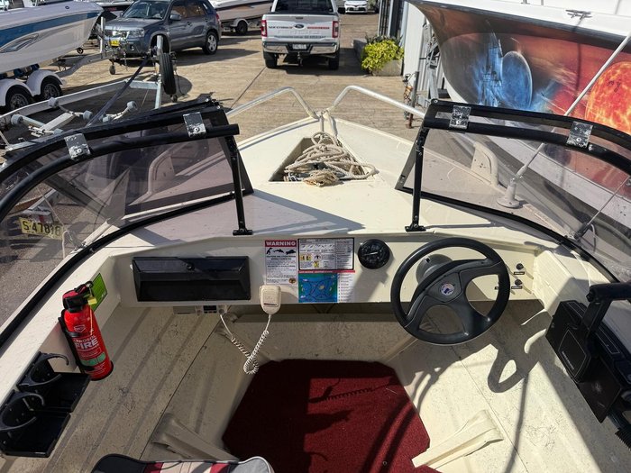 2001 QUINTREX 4.10 Bermuda Islander