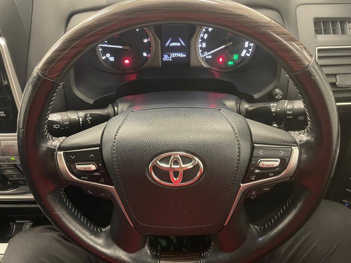 2018 Toyota Landcruiser Prado Kakadu GDJ150R 4X4 Dual Range Silver Pearl