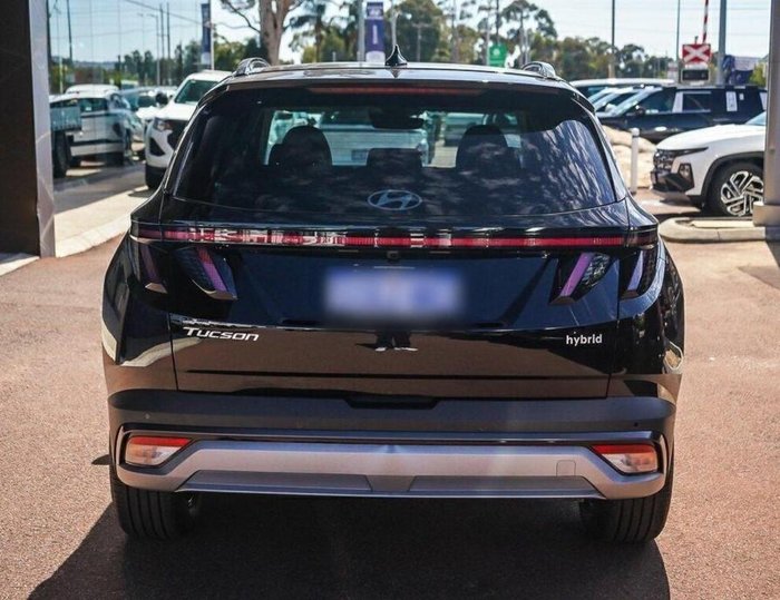2026 Hyundai Tucson Hybrid Premium