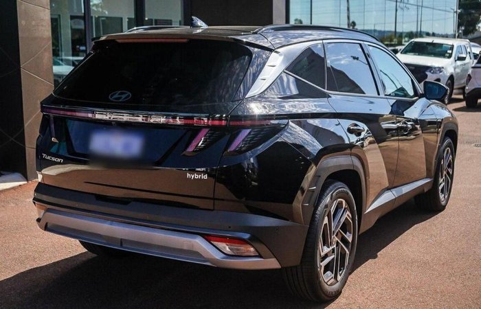 2026 Hyundai Tucson Hybrid Premium
