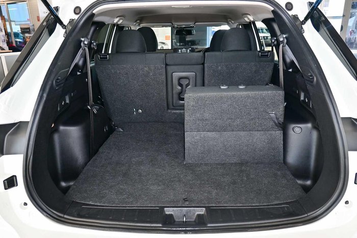 2024 Mitsubishi Outlander LS
