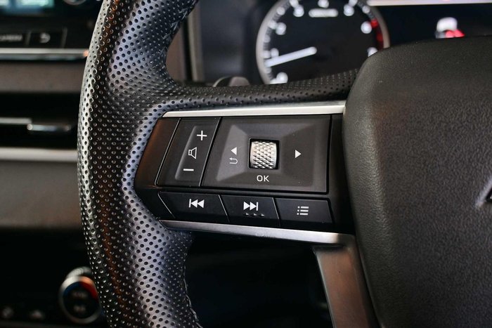 2024 Mitsubishi Outlander LS
