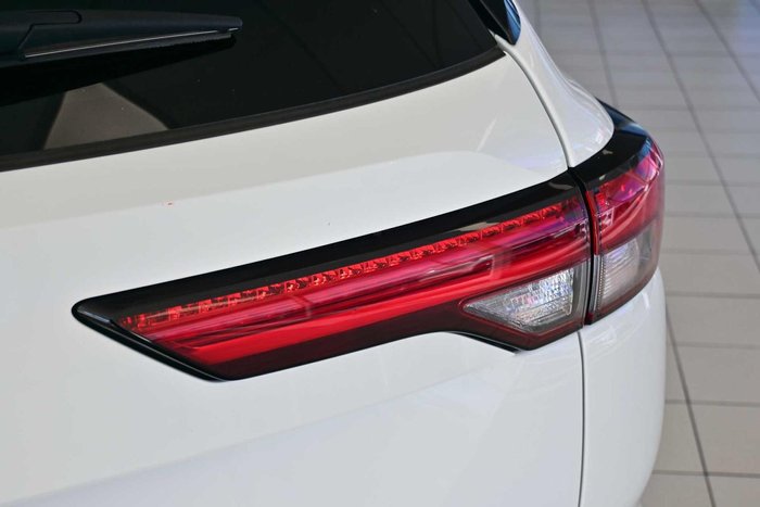 2024 Mitsubishi Outlander LS
