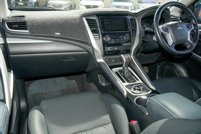 2018 Mitsubishi Pajero Sport GLS