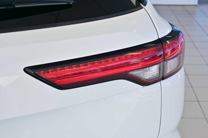 2024 Mitsubishi Outlander LS