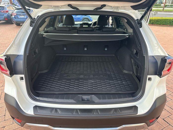 2025 Subaru Outback AWD Touring