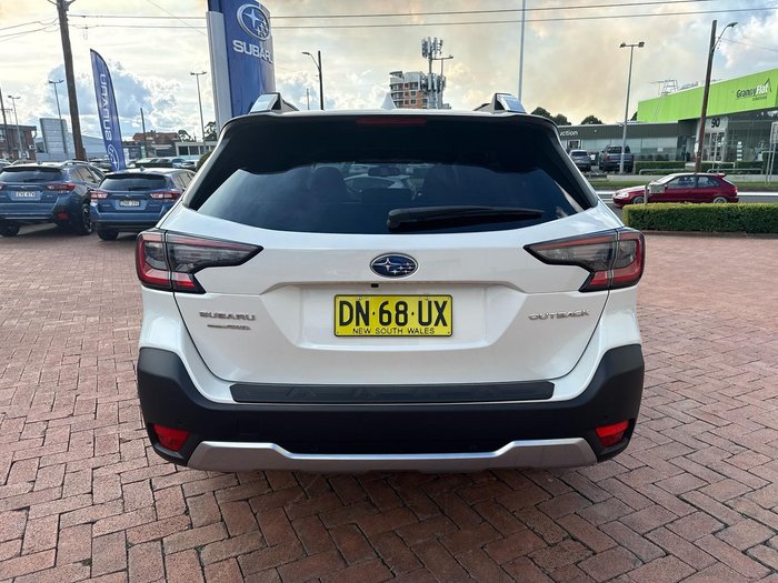 2025 Subaru Outback AWD Touring