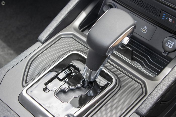 2025 KGM SsangYong Musso Adventure Q261 MY24 4X4 Dual Range Space Black