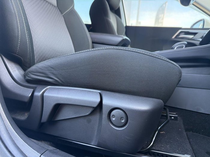 2022 Mitsubishi Outlander LS