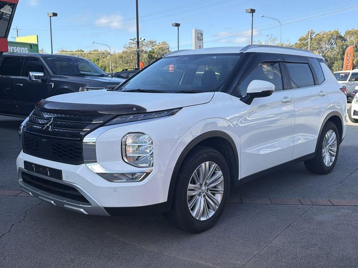 2022 Mitsubishi Outlander LS