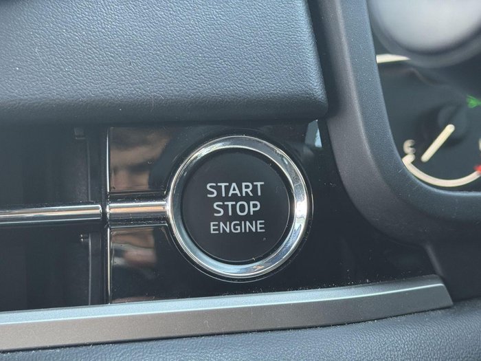 2022 Mitsubishi Outlander LS