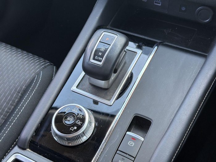 2022 Mitsubishi Outlander LS