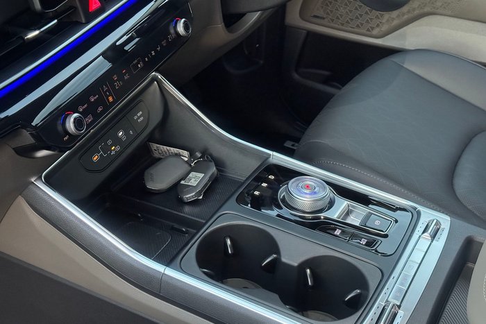 2025 Kia Carnival GT-Line HEV