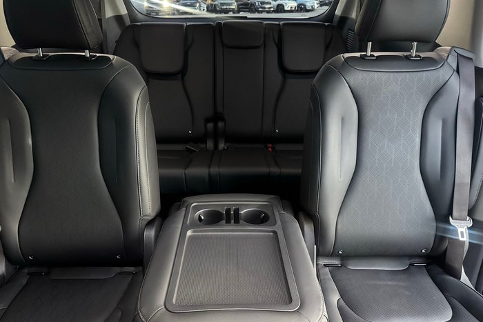 2025 Kia Carnival GT-Line HEV