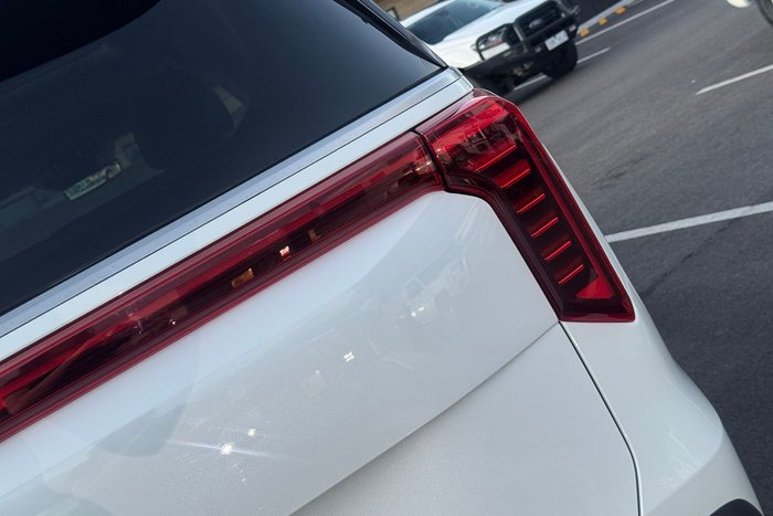 2025 Kia Carnival GT-Line HEV