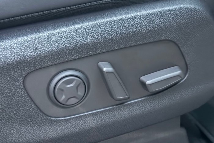 2025 Kia Carnival GT-Line HEV
