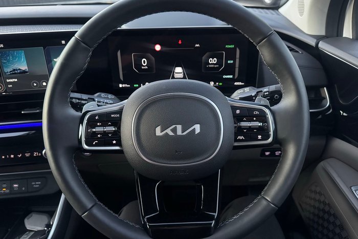 2025 Kia Carnival GT-Line HEV