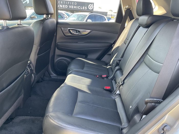 2022 Nissan X-TRAIL ST-L