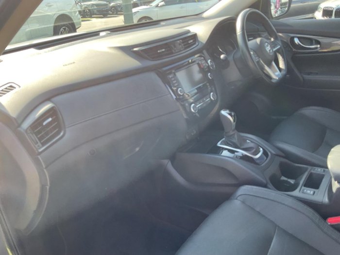 2022 Nissan X-TRAIL ST-L