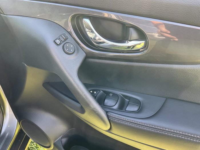 2022 Nissan X-TRAIL ST-L