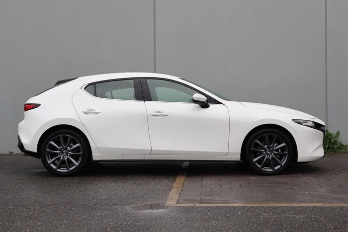 2025 Mazda 3 G20 Touring
