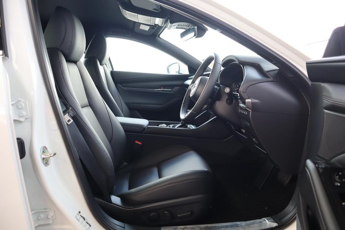 2025 Mazda 3 G20 Touring