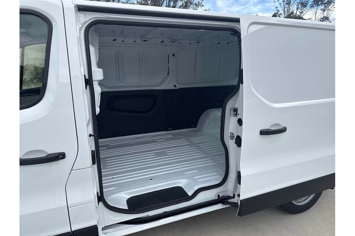 2024 Renault Trafic Pro X82 MY24 Glacier White (369)