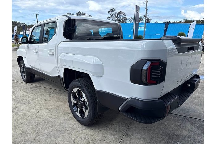 2025 Kia Tasman SX+