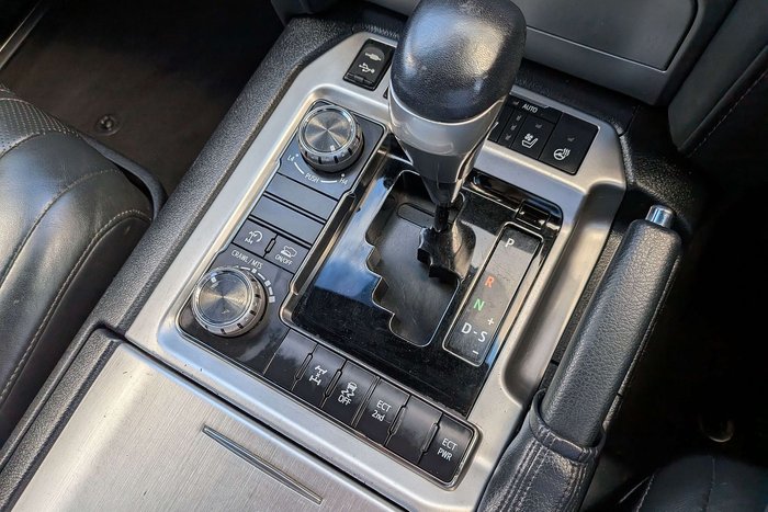 2021 Toyota Landcruiser Sahara