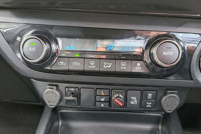 2020 Toyota Hilux Rogue