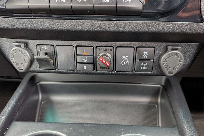 2020 Toyota Hilux Rogue