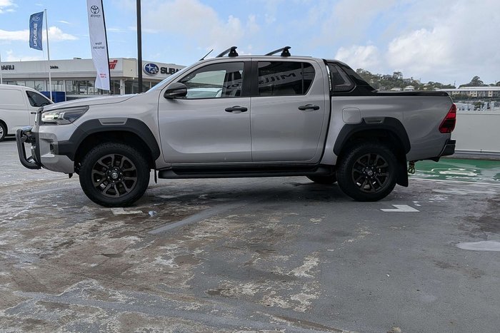 2020 Toyota Hilux Rogue