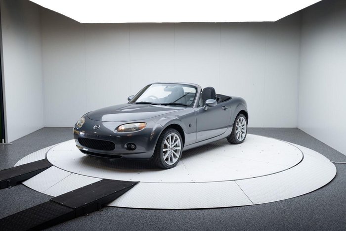 2005 Mazda MX-5