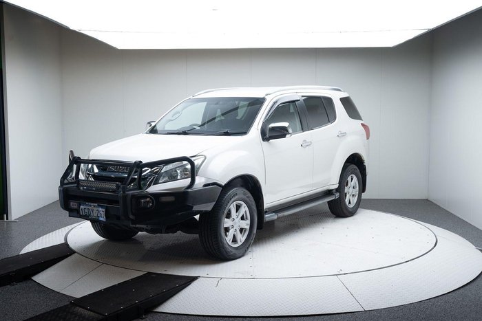 2016 Isuzu MU-X