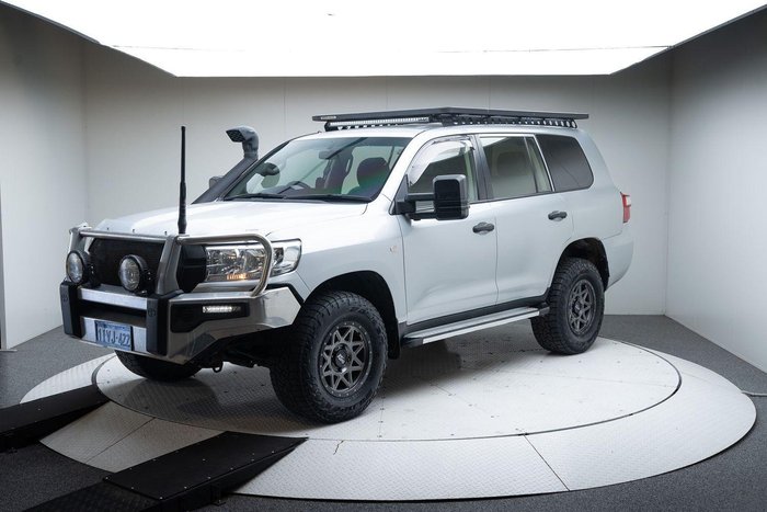 2017 Toyota Landcruiser