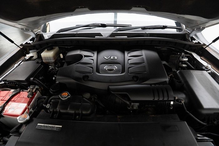 2013 Nissan Patrol Ti