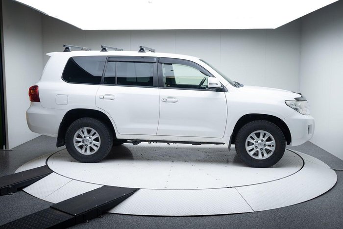 2013 Toyota Landcruiser