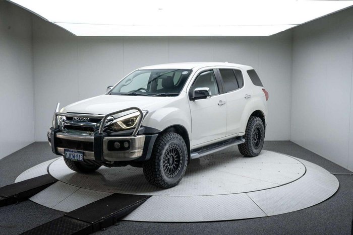2017 Isuzu MU-X