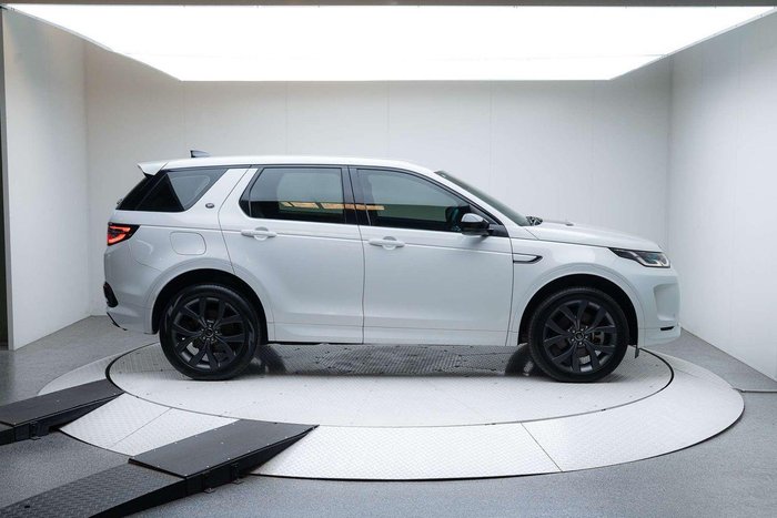 2022 Land Rover Discovery Sport P250 R-Dynamic SE