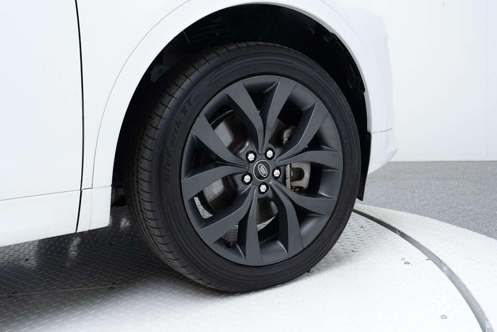 2022 Land Rover Discovery Sport P250 R-Dynamic SE