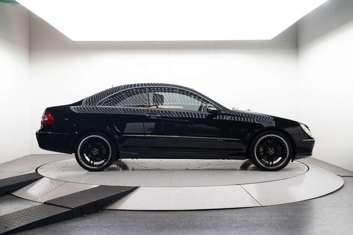 2003 Mercedes-Benz CLK-Class