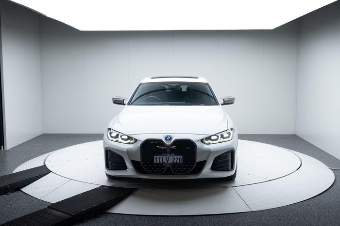 2024 BMW i4