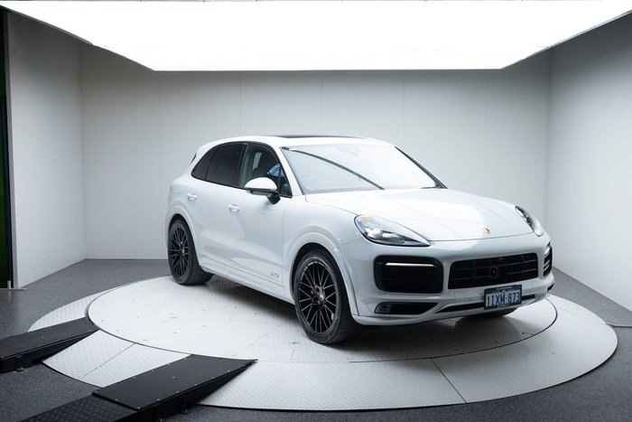 2022 Porsche Cayenne